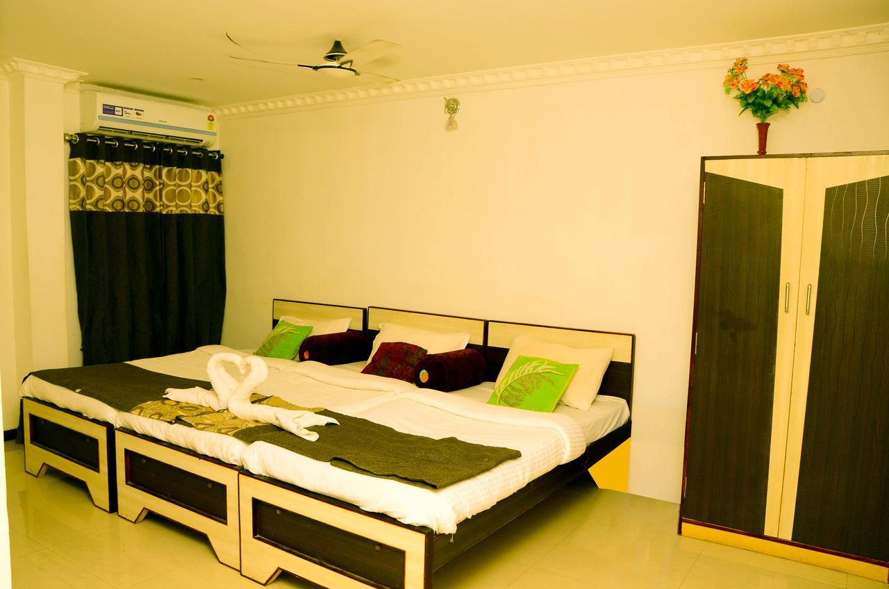 Hotel Gowtham Coimbatore Exterior photo