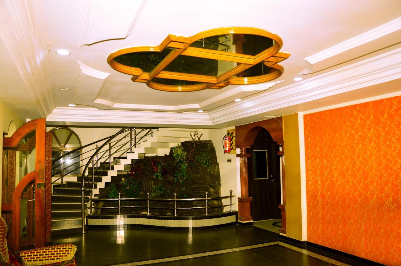 Hotel Gowtham Coimbatore Exterior photo